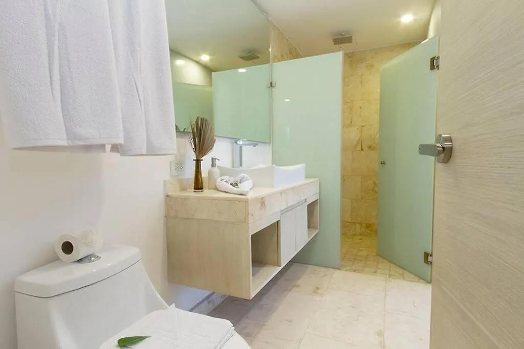 2 Bedroom Apartment + Private Pool And Roof Top Terrace トゥルム