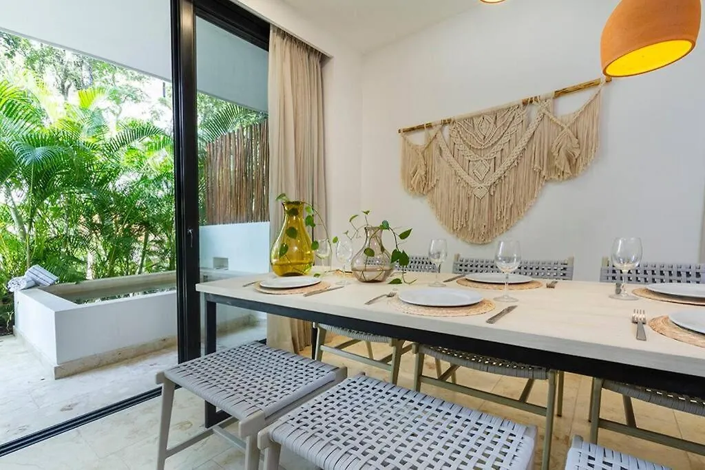 2 Bedroom Apartment + Private Pool And Roof Top Terrace トゥルム メキシコ