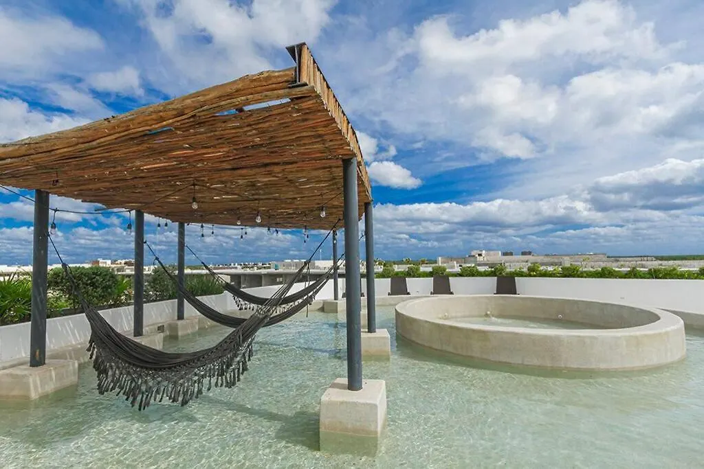 2 Bedroom Apartment + Private Pool And Roof Top Terrace トゥルム