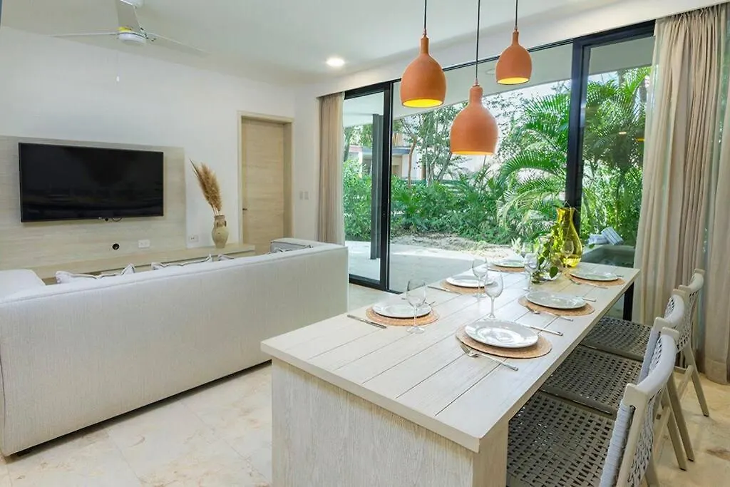 2 Bedroom Apartment + Private Pool And Roof Top Terrace トゥルム